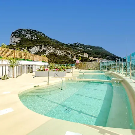 Ocean Plaza Apartment